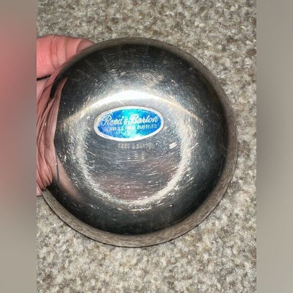 Reed & Barton set of 2 Bowls and 2 Small Dishes - Picture 12 of 16